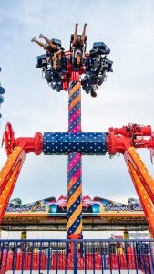 Rides at Jolly Roger Pier